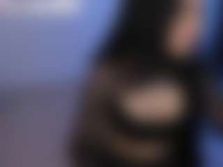 Eviee's Live Sex Cam Show