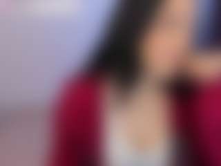 Eviee's Live Sex Cam Show