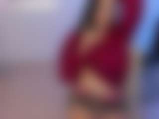 Eviee's Live Sex Cam Show
