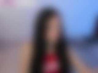 Eviee's Live Sex Cam Show