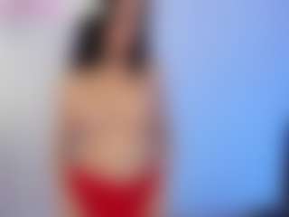 Eviee's Live Sex Cam Show