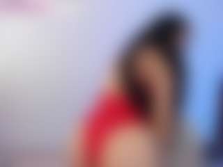 Eviee's Live Sex Cam Show