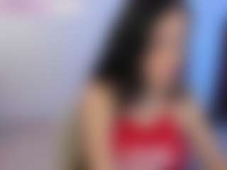 Eviee's Live Sex Cam Show