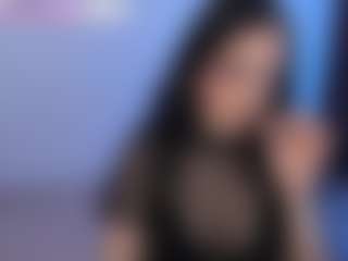 Eviee's Live Sex Cam Show