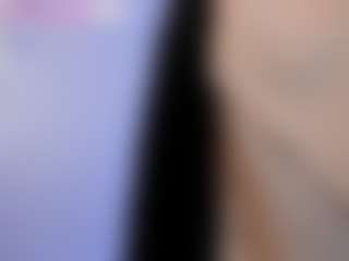 Eviee's Live Sex Cam Show