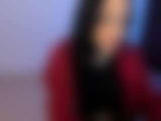 Eviee's Live Sex Cam Show
