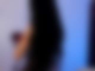 Eviee's Live Sex Cam Show