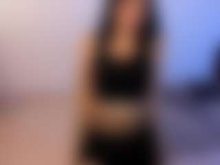 Live cam show with Eviee - Amateur on CamClone