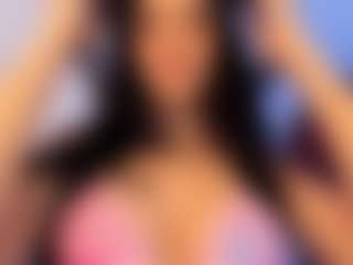 Live cam show with Eviee - Brown Eyes on xDating