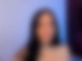 Eviee's Live Sex Cam Show