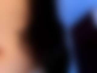 Eviee's Live Sex Cam Show