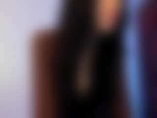 Eviee's Live Sex Cam Show