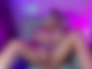 Live cam show with giorginasun - Petite on chickslive.net | colombia