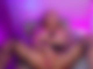 giorginasun's Live Sex Cam Show