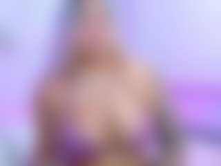 Live cam show with giorginasun - Blonde Hair HD on Camsoda
