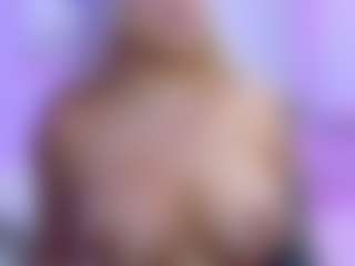 giorginasun's Live Sex Cam Show