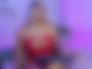 Live cam show with giorginasun - Blonde Hair HD on Camsoda