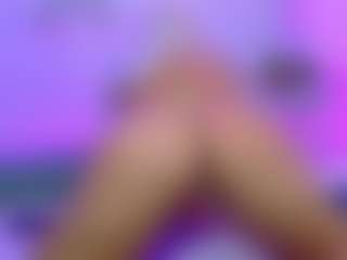 Live cam show with giorginasun - Striptease on instabang