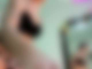 Live cam show with la-ratona - Brown Eyes on https://playwithruby.com