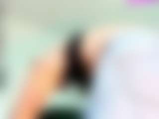 Live cam show with la-ratona - Smoking on studioflirtlive.com