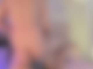 Live cam show with AlliceMackenzie - Black Hair on liverealitysex.com
