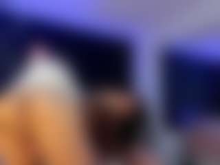 Show in cam erotica live di AlliceMackenzie