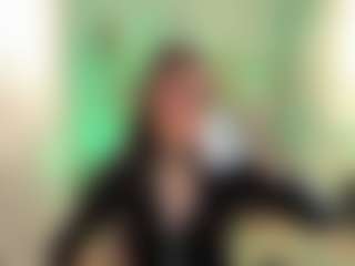 Live cam show with AlliceMackenzie - Brown Eyes on sexylive.show