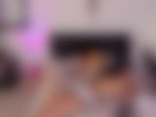 Live cam show with AlliceMackenzie - Smoking on Camsoda