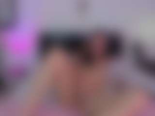 Live cam show with AlliceMackenzie - Smoking on Camsoda