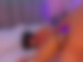 Live cam show with AlliceMackenzie - Lean on Camsoda