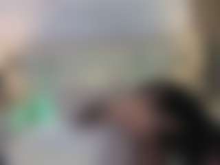 Live cam show with AlliceMackenzie - Brown Eyes on https://playwithruby.com