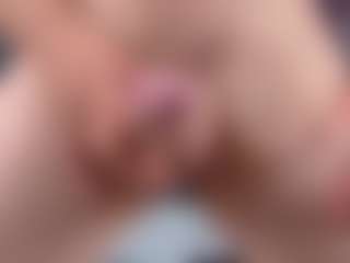Live cam show with Jack_and_Melinda - Blonde Hair Petite on https://playwithruby.com