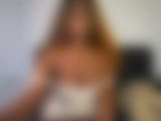 Live cam show with HannahCox - Shower on Uber Horny