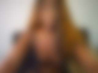 Live cam show with HannahCox - Average on Camsoda