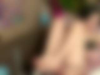 MelaniaTress's Live Sex Cam Show