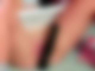 MelaniaTress's Live Sex Cam Show