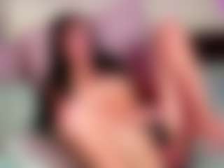 MelaniaTress's Live Sex Cam Show