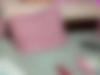 MelaniaTress's Live Sex Cam Show