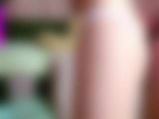 MelaniaTress's Live Sex Cam Show
