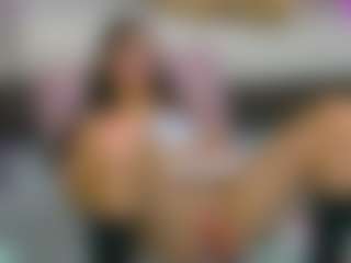 MelaniaTress's Live Sex Cam Show