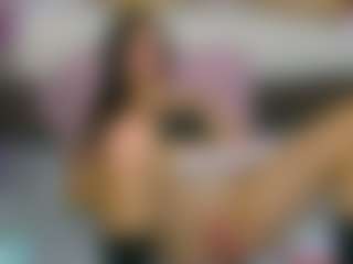 Live cam show with MelaniaTress - Normal on boobsie.com