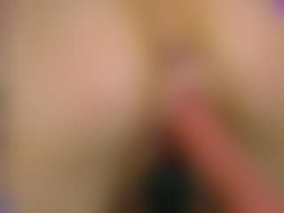 Live cam show with MelaniaTress - Erotic Dance on Sweet Sext
