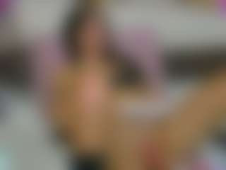 MelaniaTress's Live Sex Cam Show