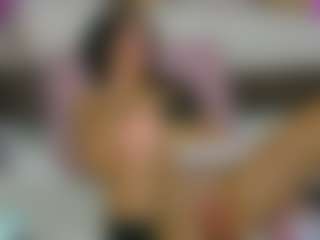 MelaniaTress's Live Sex Cam Show
