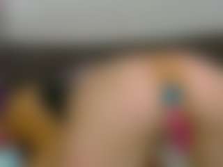 MelaniaTress's Live Sex Cam Show