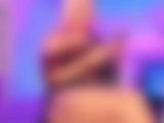 Live cam show with rosedewitt - Spank on friskycurves.com