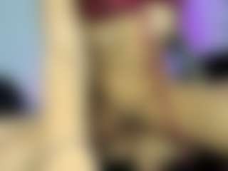 Show de câmera ao vivo com EmilyPacho_ - Strip no Camsoda