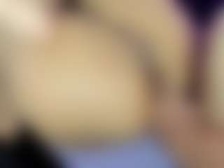 EmilyPacho_'s Live Sex Cam Show