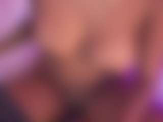 Live cam show with lilacohen - Ebony on Camsoda | colombia