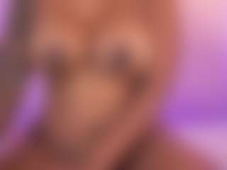 Live cam show with lilacohen - Oil on SpunkLive